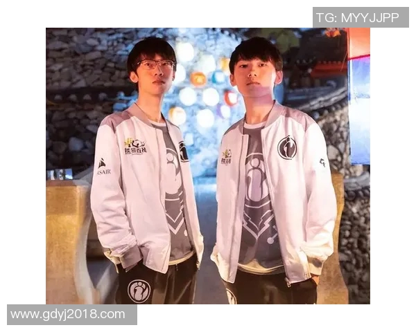 和平精英战队IG的成长与辉煌：一段不平凡的竞技旅程纪实