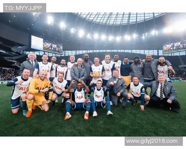 体育传奇人物的奋斗史与荣耀瞬间：从赛场到人生的传奇蜕变