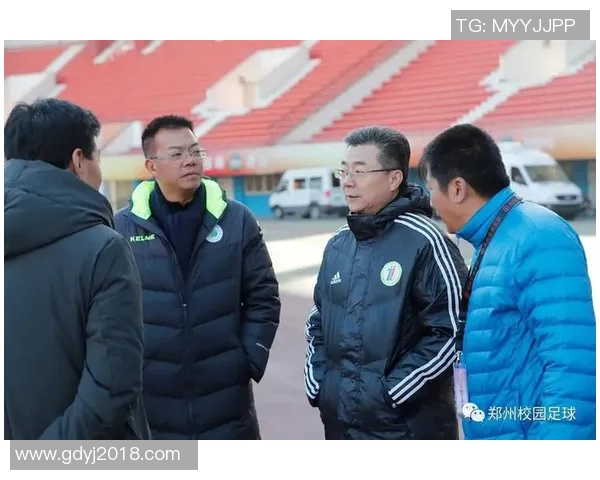 丹德农市与海德堡联的精彩对决揭示了足球战术与团队合作的重要性